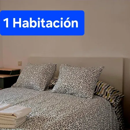 Apartamentos,puerta De Bisagra-parking Gratis Apartament