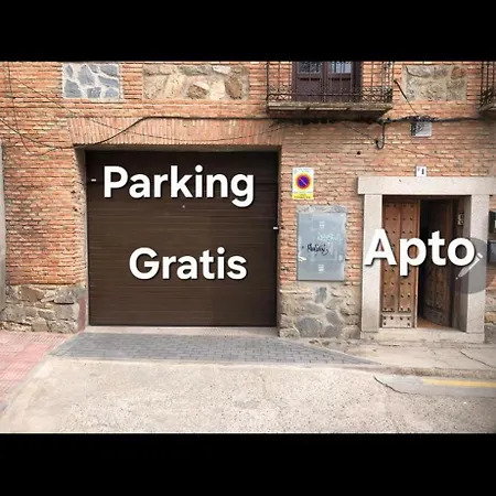 Apartamentos,puerta De Bisagra-parking Gratis Apartament *