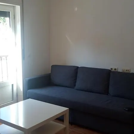 Apartamentos,puerta De Bisagra-parking Gratis Apartament *